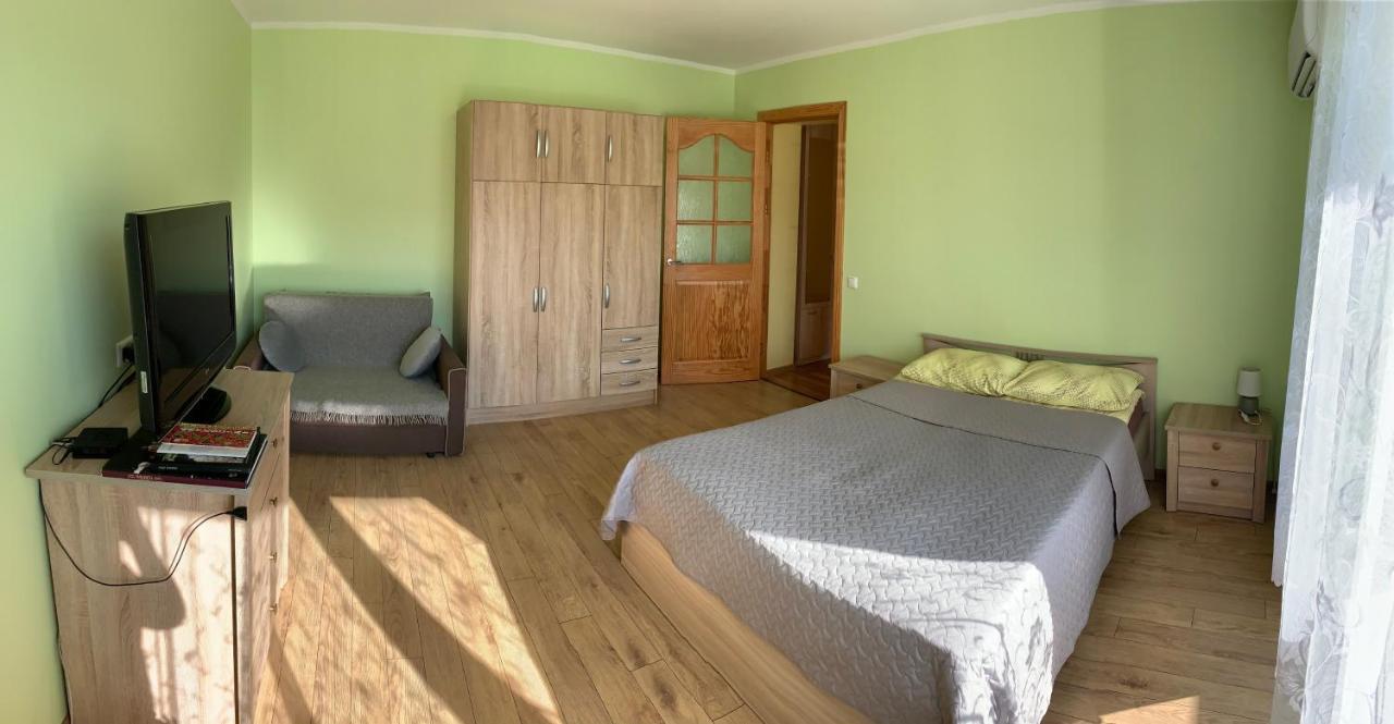 Jaukus Butas Apartment Anyksciai Exterior photo